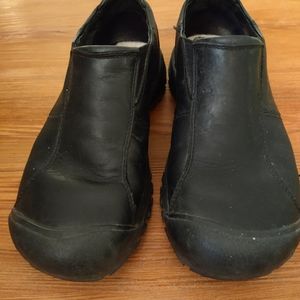 Keen Black slip-ons W 7